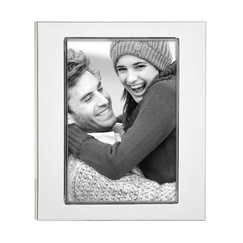 Addison 5x7 Frame  5x7\ Photo Frame
Silver-plated
Silverplate border with raised beveled glass
Tarnish Resistant 





