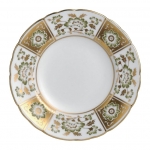 Derby Panel Green Bread and Butter Plate Perfectly round, this bread and butter side or cake plate is an ideal finishing touch for sophisticated dining. A beautifully traditional design featuring tranquil flowers and foliage in green decoration set against alternating panels of pristine white and gleaming 22 carat gold. A perfect choice for a special occasion to mix with other time-honored patterns. 