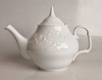 Simply Anna White Tea Pot 