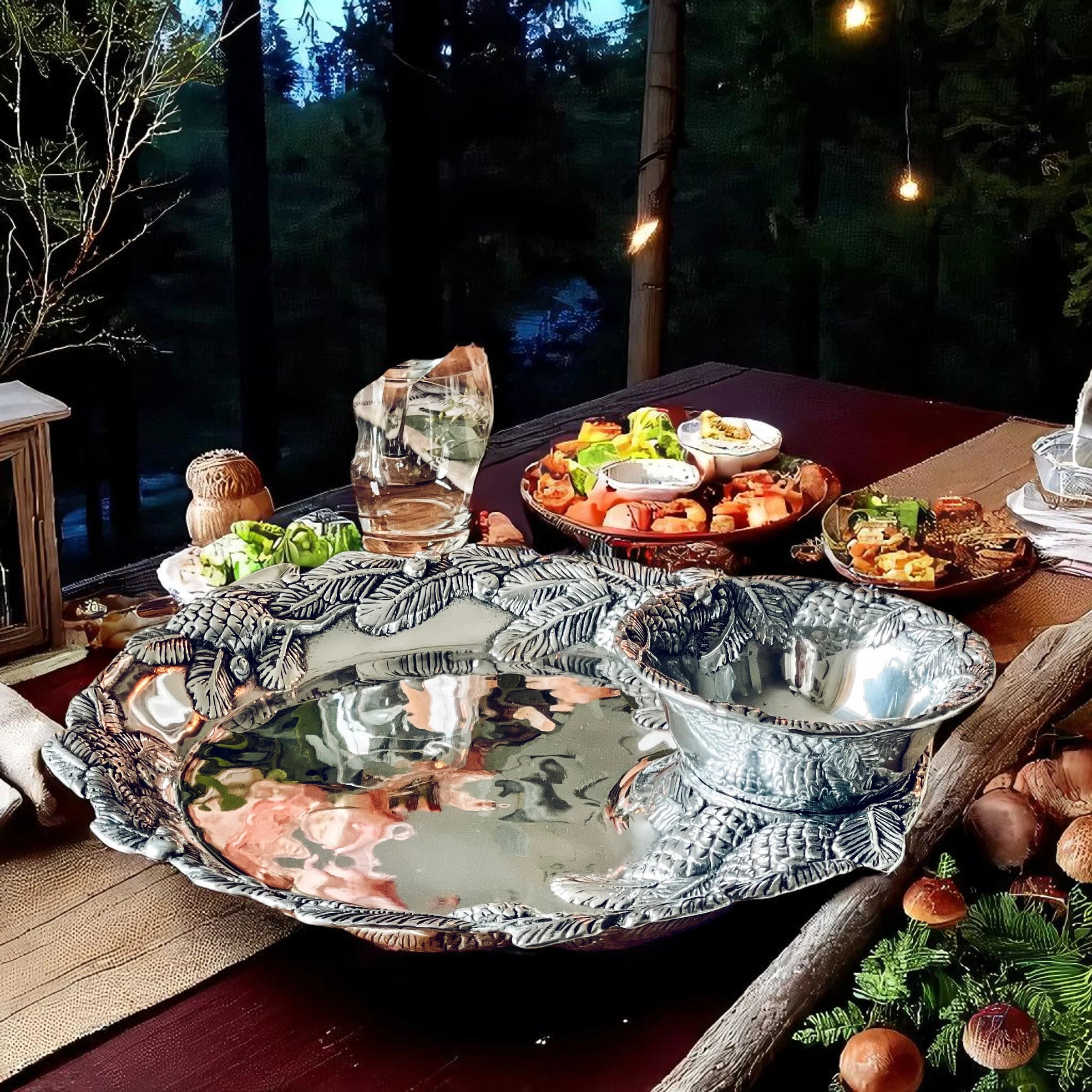 Pine Cone Forest Chip and Dip Tray