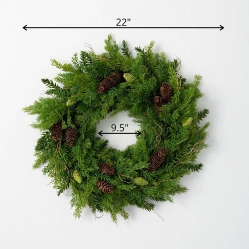 Cedar Hemlock Wreath 22"