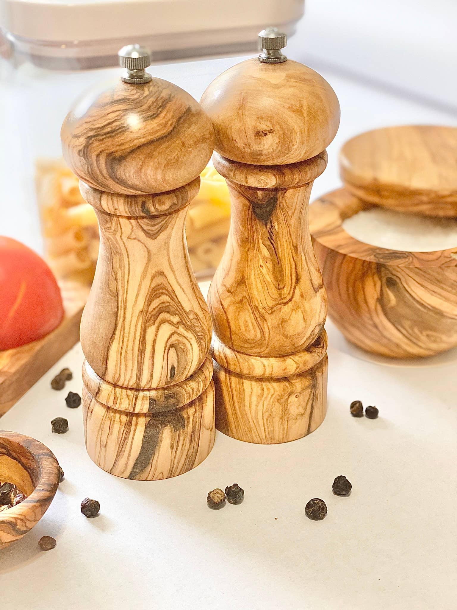 Olive Wood Salt/Pepper Mill 6.5" (sold individually): Salt