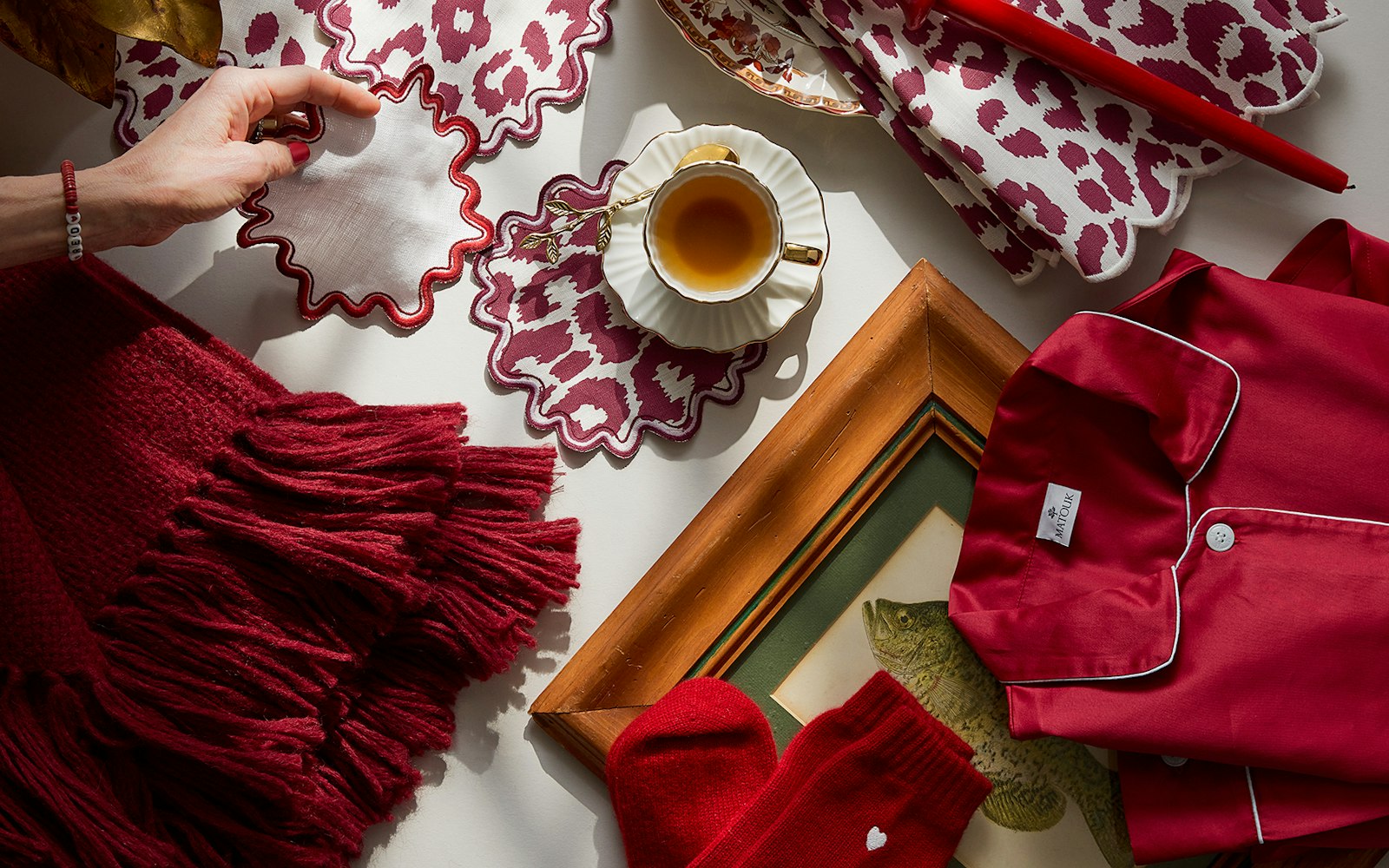 Acc_Gallery_Red_Assortment.jpg