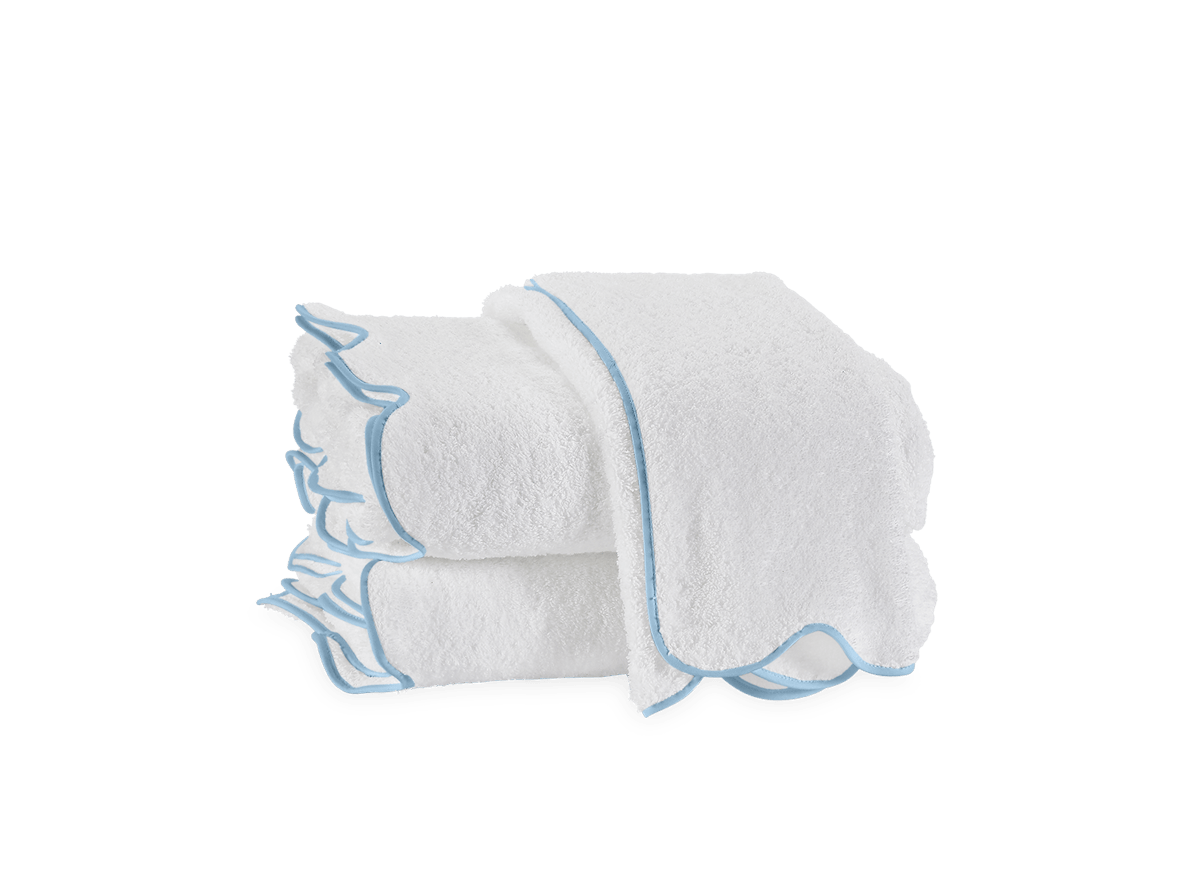 Cairo Scallop Wash Cloth - Light Blue
