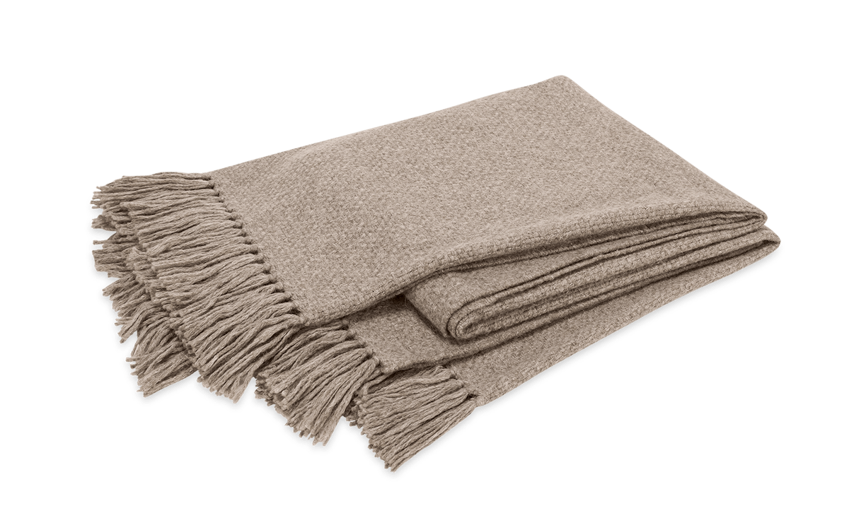 Lanza_Throw_Oat_a28f17b5-caf5-47b4-9ccb-21fd9025fa57.png