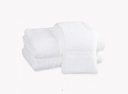 Classic Chain Bath Towel - White