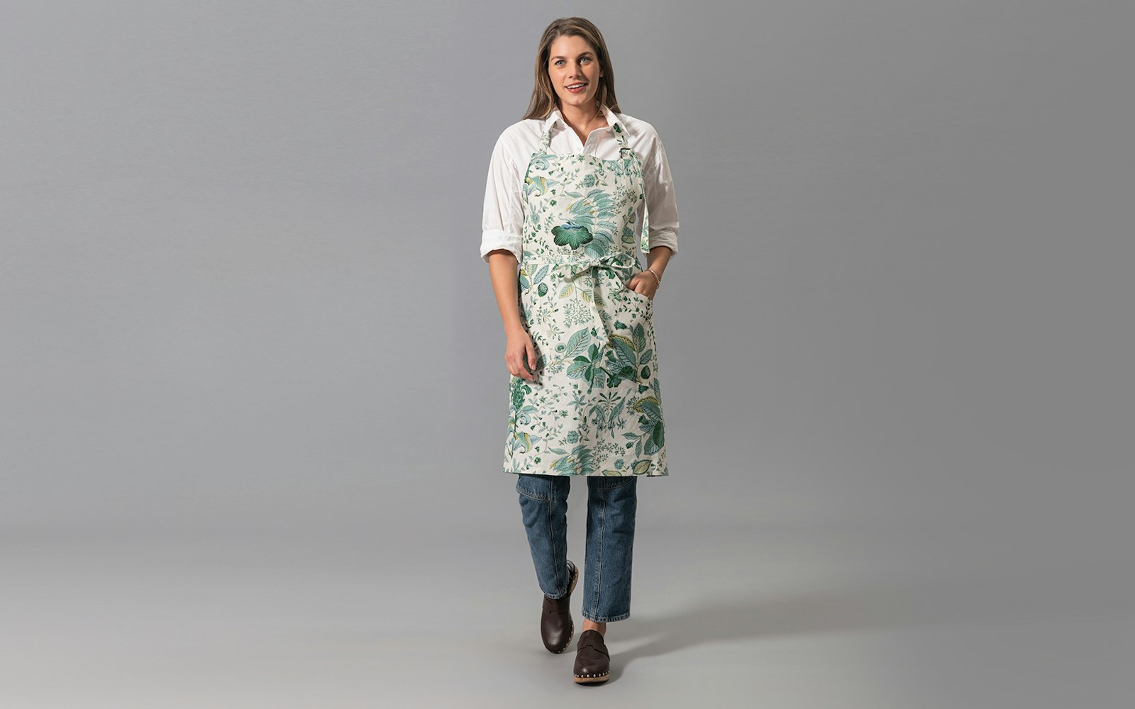 Linen Apron - Pomegranate Emerald