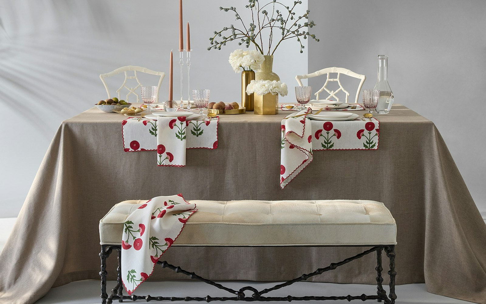 Gisele Napkins - Scarlet, Set of 4