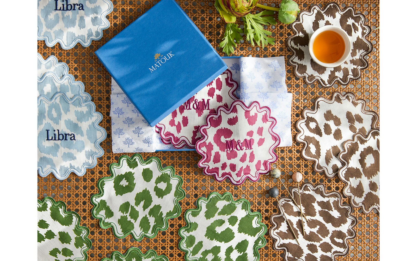Table_Iconic_Leopard_Cocktail_Giftbox_2025.jpg