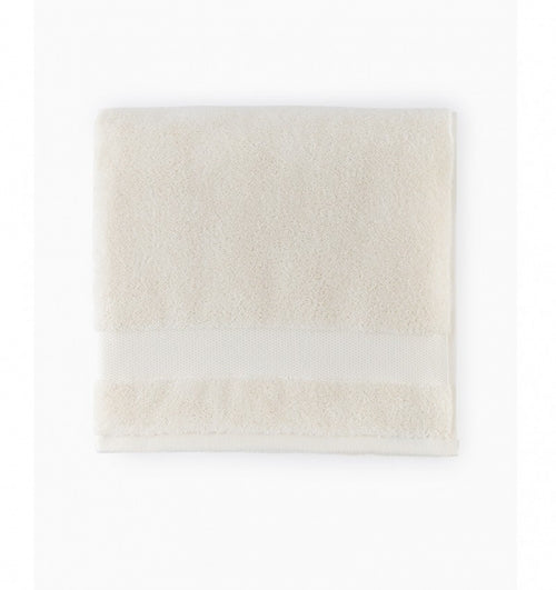 Bello Ivory Washcloth