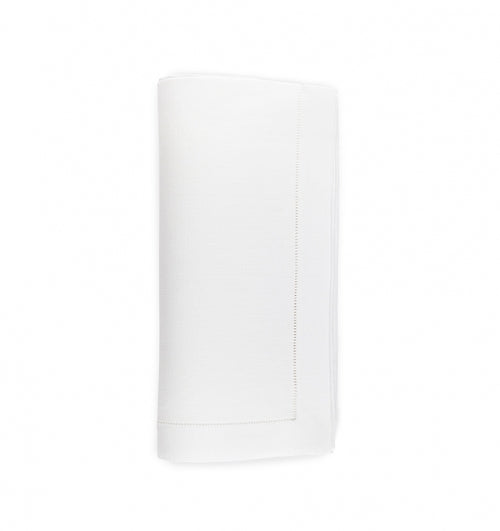 sferra-classico-set-of-four-dinner-napkins-418s4.20x20-white-silo.jpg