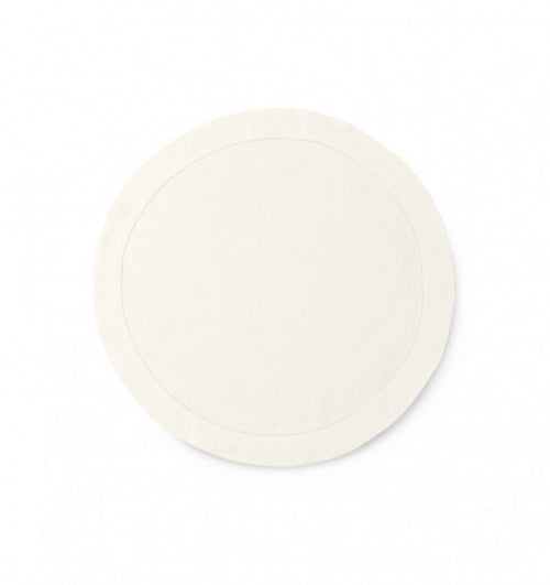 Classico Ecru Round Placemat, Set of 4