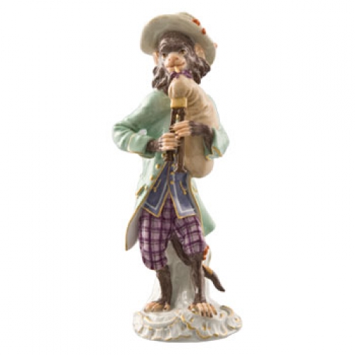 Piper Player Figurine