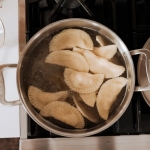 Stainless Clad Stock Pot with Lid 8 QT