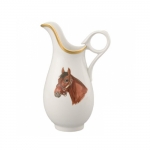 Bluegrass Creamer 10 ounces

White with 24K gold edge and hand-painted equine pattern