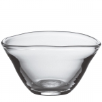 Small Barre Bowl 6\ x 3.75\

Handmade in America by Simon Pearce glassblowers.




